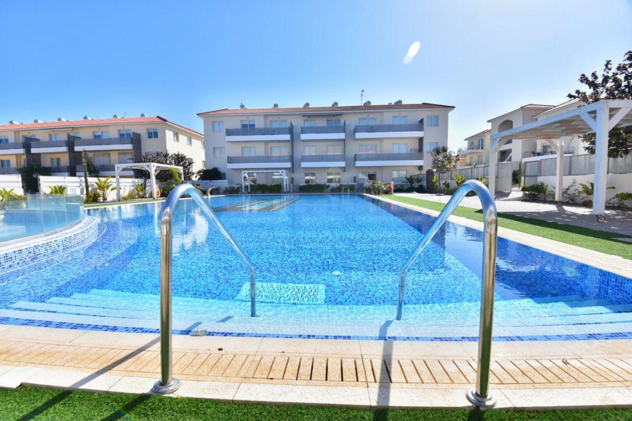 Limegrove Holiday Apartment 普罗塔拉斯 外观 照片